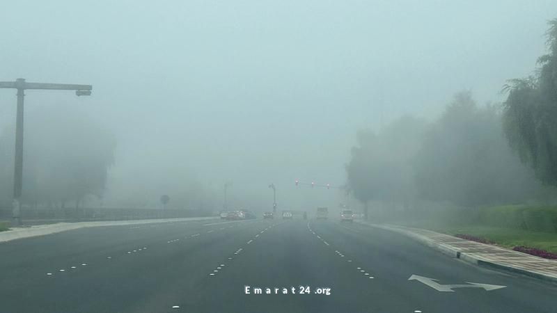 ضباب كثيف يعطّل الطرقات ومؤسسات تمنح موظفيها تأخيراً مرناً
