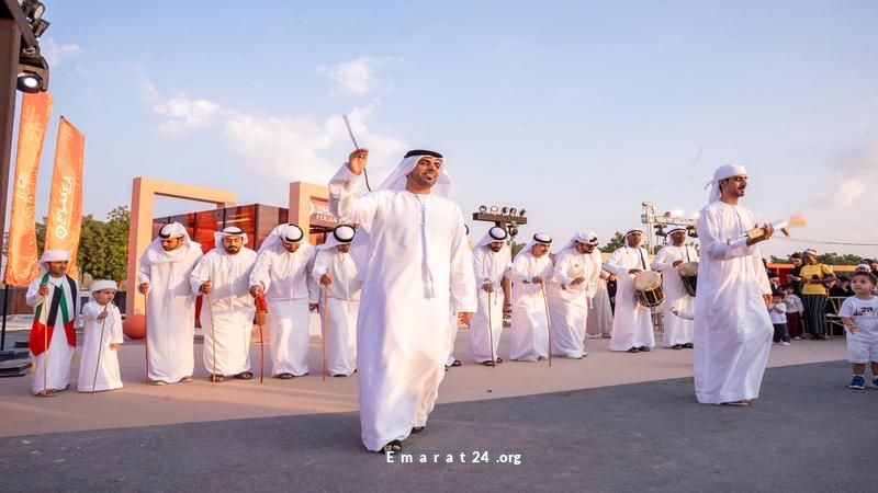 احتفالات عيد الاتحاد تجسد الانتماء وحب الإمارات بلوحات مجتمعية مبهرة