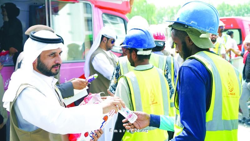 الهوية وشؤون الأجانب دبي تشارك في مبادرة ثلاجة الفريج الإنسانية الهوية وشؤون الأجانب دبي تشارك في مبادرة ثلاجة الفريج الإنسانية