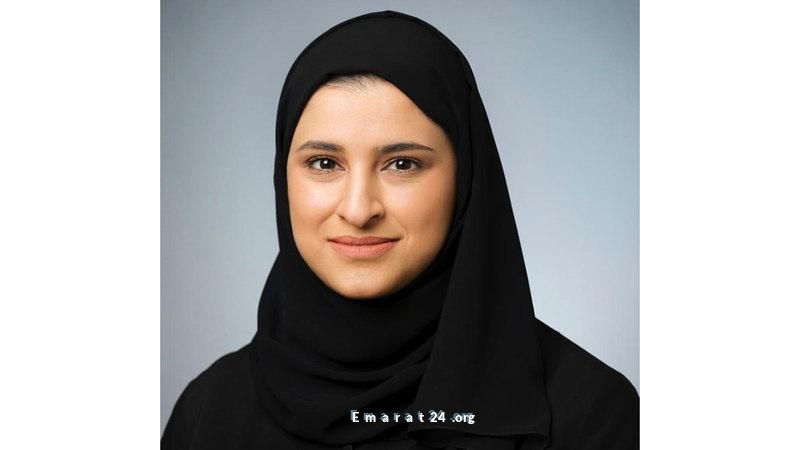 سارة الأميري تهنئ المتفوقين من الطلبة على نتائجهم الرائعة