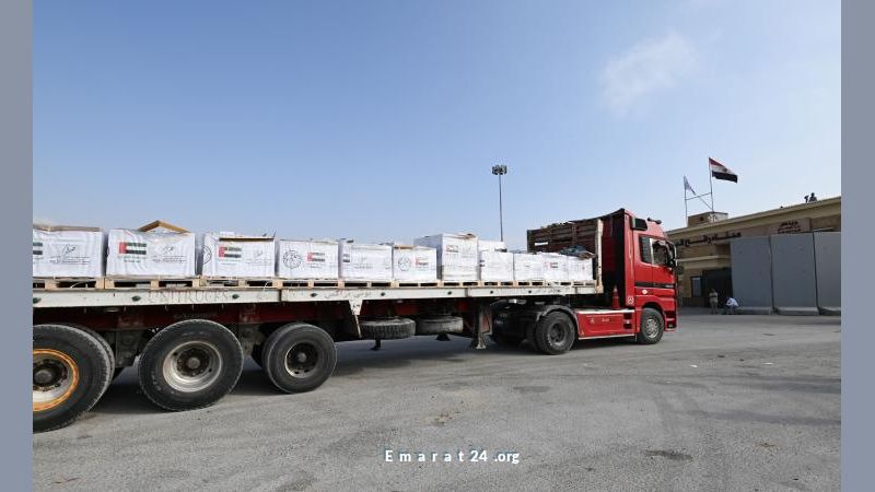 عشرات الشاحنات الإماراتية تدخل غزة في إطار عملية الفارس الشهم 3 عشرات الشاحنات الإماراتية تدخل غزة في إطار عملية الفارس الشهم 3