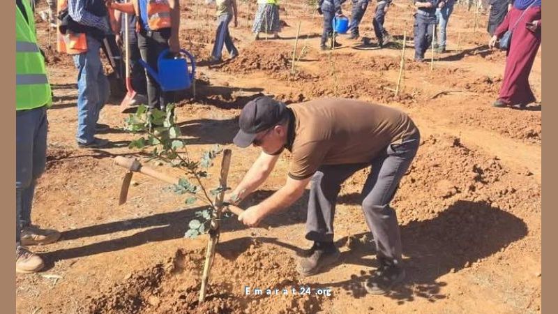الجزائر تحقق إنجازًا بيئيًا بزراعة 1.39 مليون شجرة في يوم واحد الجزائر تحقق إنجازًا بيئيًا بزراعة 1.39 مليون شجرة في يوم واحد
