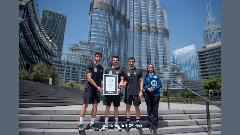 دبي تدخل غينيس بأسرع صعود لبرج خليفة عبر السلالم دبي تدخل غينيس بأسرع صعود لبرج خليفة عبر السلالم