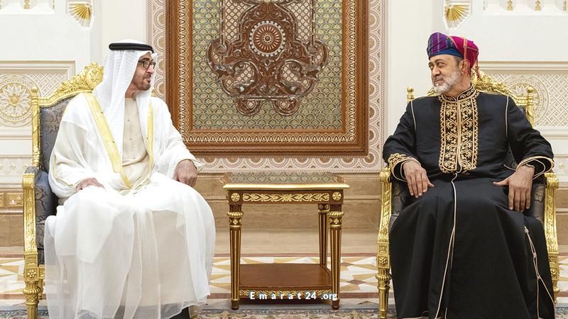 تهاني رئيس الدولة ونائبيه للسلطان قابوس بمناسبة اليوم الوطني العماني