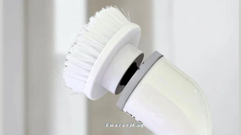 فرشاة تنظيف من الإنترنت تثير كارثة: تساقط شعر الطفلة فرشاة تنظيف من الإنترنت تثير كارثة: تساقط شعر الطفلة