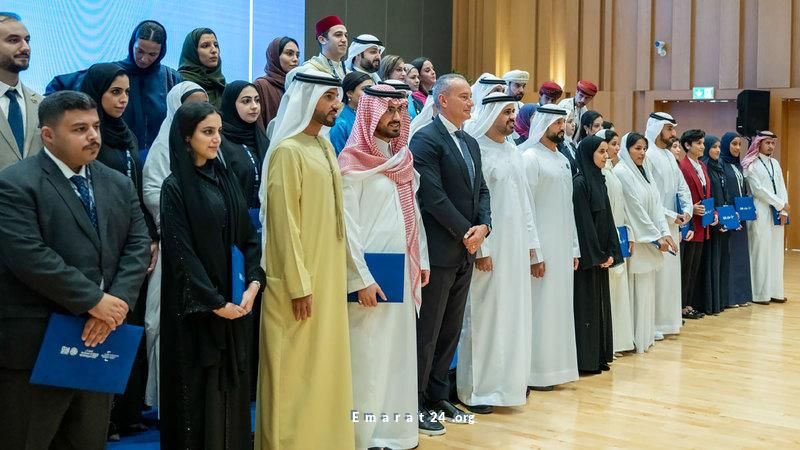 ذياب بن محمد يحتفي بتخريج 46 شابًا عربيًا في برنامج القيادات الدبلوماسية ذياب بن محمد يحتفي بتخريج 46 شابًا عربيًا في برنامج القيادات الدبلوماسية