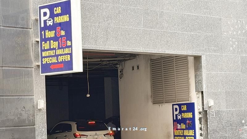 جدل حول تأجير مواقف السيارات في البنايات السكنية يثير غضب السكان