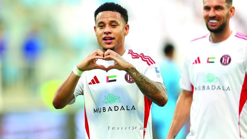 الجزيرة يتحدى النقص العددي وينتزع فوزًا ثمينًا من دبا الجزيرة يتحدى النقص العددي وينتزع فوزًا ثمينًا من دبا