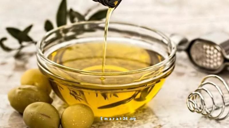 العنوان: اكتشف فوائد تناول زيت الزيتون لتحسين صحتك يومياً العنوان: اكتشف فوائد تناول زيت الزيتون لتحسين صحتك يومياً