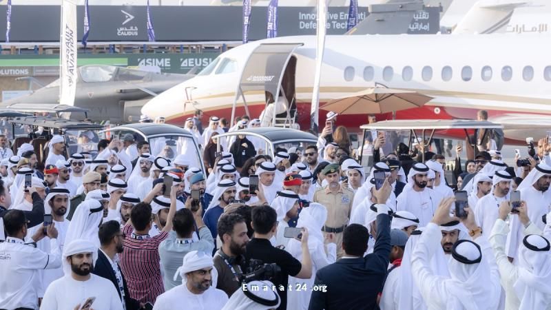 محمد بن راشد يطّلع على الابتكارات ويؤكد ريادة الإمارات في مستقبل الطيران والفضاء