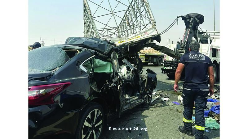 شرطة دبي تنبّه: ضرورة الالتزام بمسافة الأمان بين المركبات لتجنب الحوادث