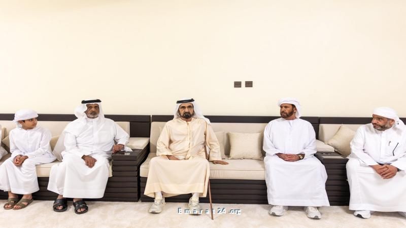 محمد بن راشد يقدم العزاء في وفاة سعيد المروشد