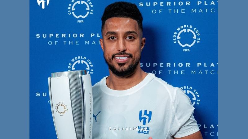 الهلال يعلن عن إصابة سالم الدوسري ومدة الغياب غير متوقعة
