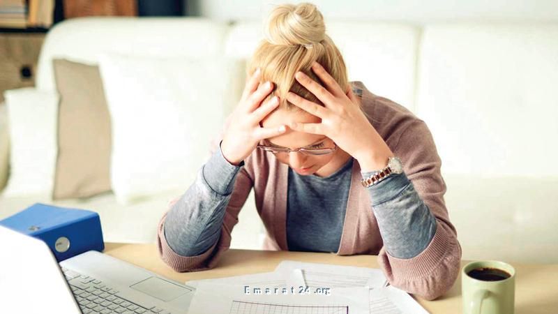 نصائح الإنترنت والاكتئاب: ليست بديلاً عن العلاج الطبي