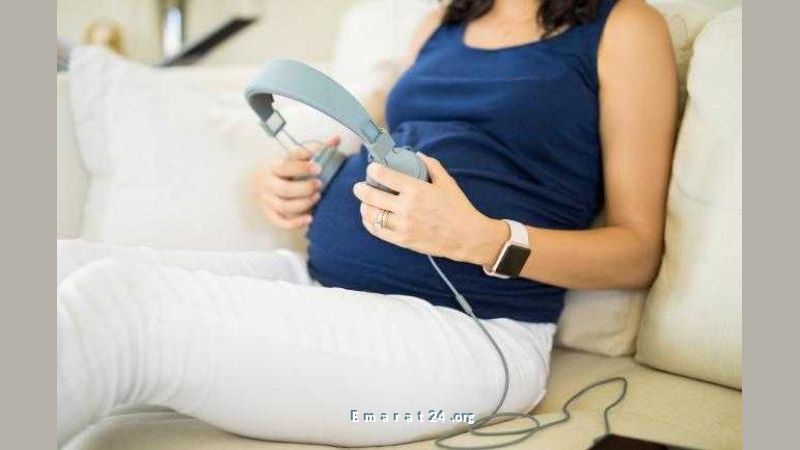 تأثير الموسيقى على الحوامل: 8 فوائد صحية للأم وجنينها