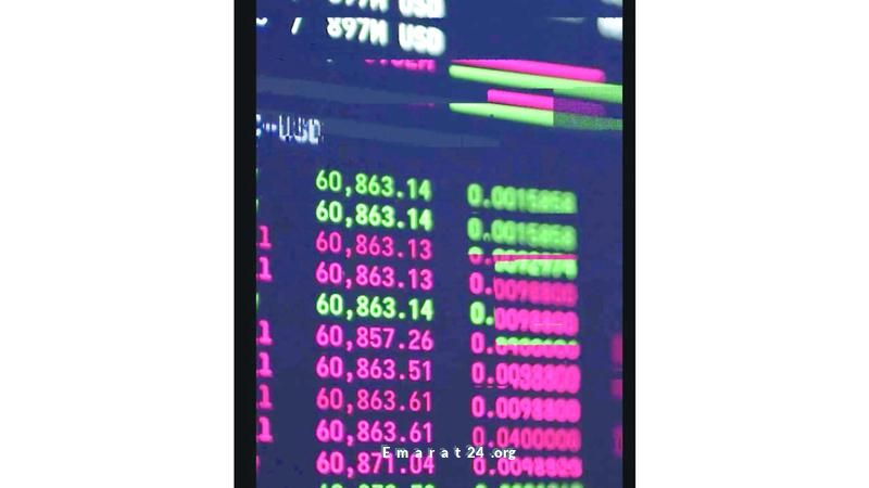 منصات تداول زائفة توقع الضحايا بوعود الربح: احذروا وأبلغوا فوراً