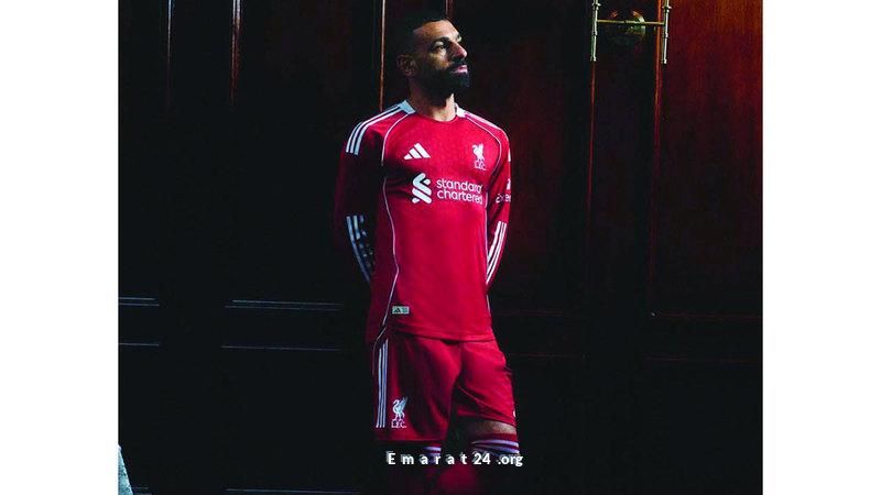 ليفربول يطلق أطقم الموسم الجديد بمساهمة محمد صلاح ليفربول يطلق أطقم الموسم الجديد بمساهمة محمد صلاح