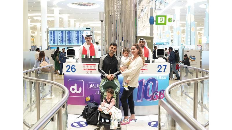 مطارات دبي ترحب بالمسافرين بختم جديد يحمل اسم زايد وراشد