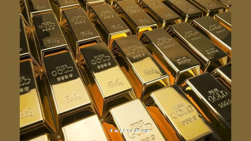 الذهب يصعد في السوق الفورية ويتراجع في العقود المستقبلية