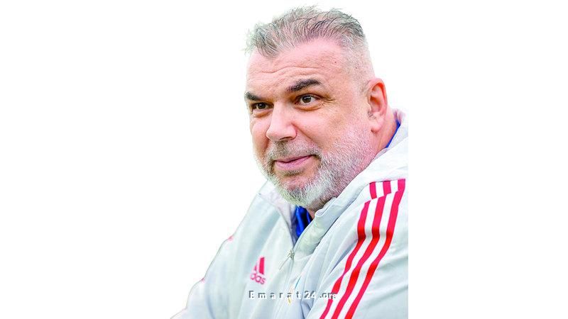 معتز عبدالله: كوزمين يحقق نجاحاتٍ ملموسة مع الأبيض أكثر من الإخفاقات