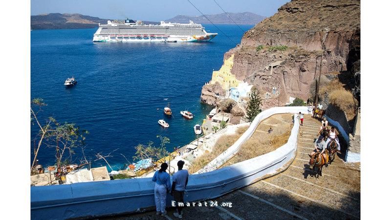 اليونان تقرر ضريبة 20 يورو على ركاب السفن السياحية