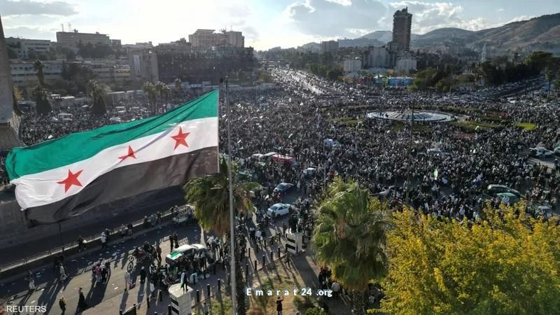 فنان سوري يكشف تعرضه للإعدام بسبب صورة مع فلسطينيين من الداخل فنان سوري يكشف تعرضه للإعدام بسبب صورة مع فلسطينيين من الداخل