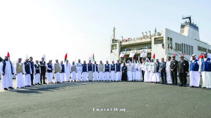 سفينة المساعدات الإماراتية تنطلق نحو غزة حاملة 7200 طن من الإغاثة سفينة المساعدات الإماراتية تنطلق نحو غزة حاملة 7200 طن من الإغاثة