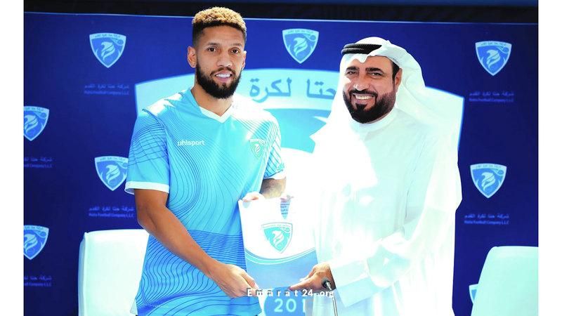 حتا يدعم صفوفه بأربعة لاعبين برازيليين بقيادة صامويل روزا حتا يدعم صفوفه بأربعة لاعبين برازيليين بقيادة صامويل روزا