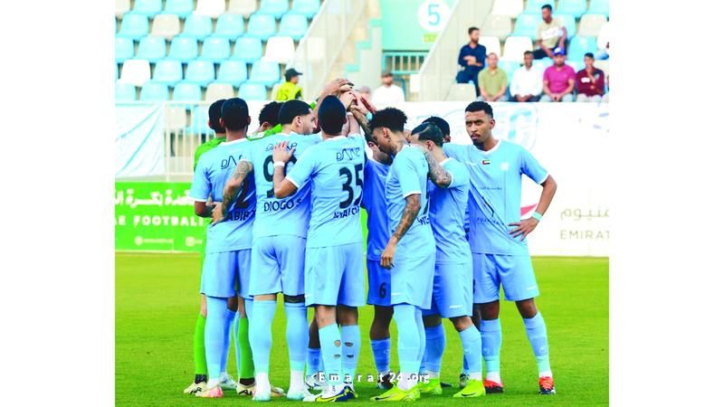 دبا والظفرة على أعتاب الدوري المحترفين بفارق نقطة واحدة دبا والظفرة على أعتاب الدوري المحترفين بفارق نقطة واحدة