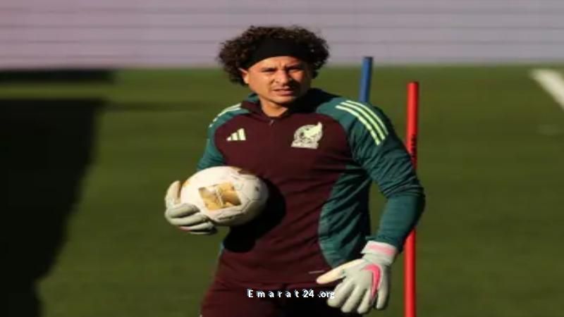 نجم المكسيك يهرب بعدما ذهب لتناول القهوة بعد توقيع العقد نجم المكسيك يهرب بعدما ذهب لتناول القهوة بعد توقيع العقد