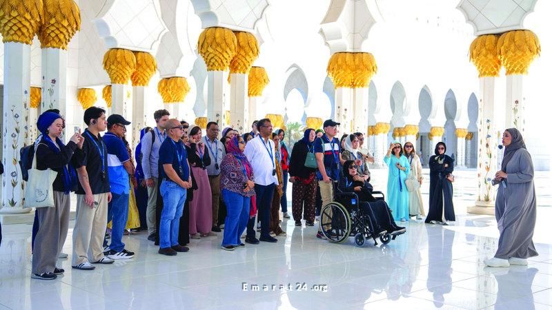 جامع الشيخ زايد الكبير في العيد: صلاة العيد وجولات ثقافية مهمة جامع الشيخ زايد الكبير في العيد: صلاة العيد وجولات ثقافية مهمة