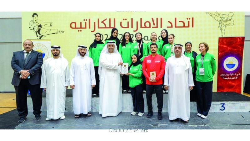 دبي والشارقة يحصدان لقب دوري الكاراتيه دبي والشارقة يحصدان لقب دوري الكاراتيه