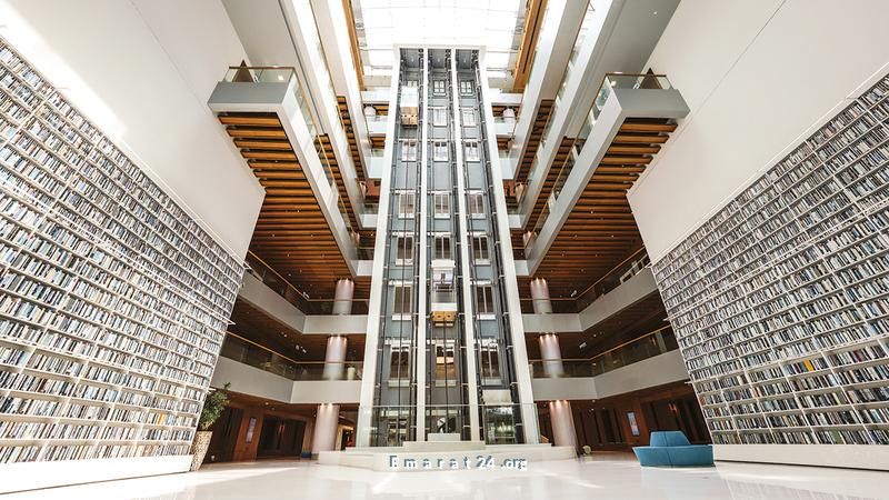 برنامج مكتبة محمد بن راشد يستضيف مارسيل خليفة في حوار فني مميز