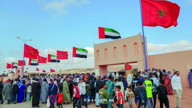 جذب زوار طانطان إلى جناح الإمارات في المغرب جذب زوار طانطان إلى جناح الإمارات في المغرب