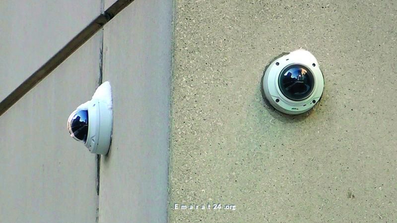 محتالون يستخدمون كاميرات مزيفة للتجسس على خصوصية المنازل محتالون يستخدمون كاميرات مزيفة للتجسس على خصوصية المنازل