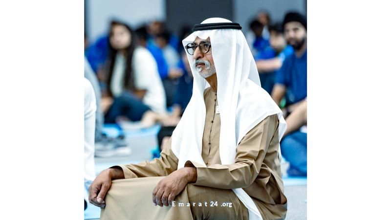 نهيان بن مبارك يشارك في احتفال عالمي برياضة اليوغا نهيان بن مبارك يشارك في احتفال عالمي برياضة اليوغا