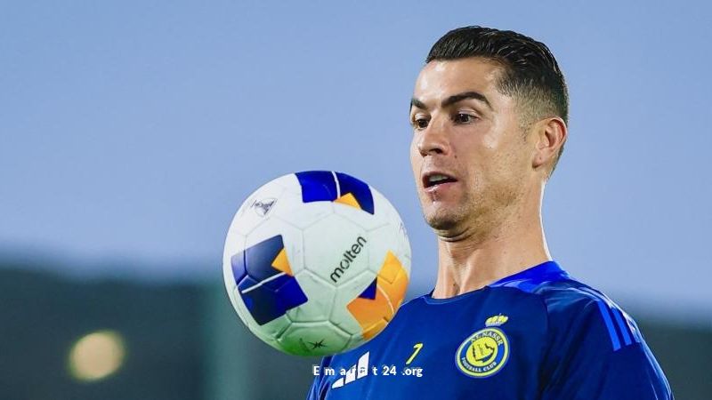 مفاوضات شاقة لإبقاء رونالدو في الدوري السعودي مفاوضات شاقة لإبقاء رونالدو في الدوري السعودي
