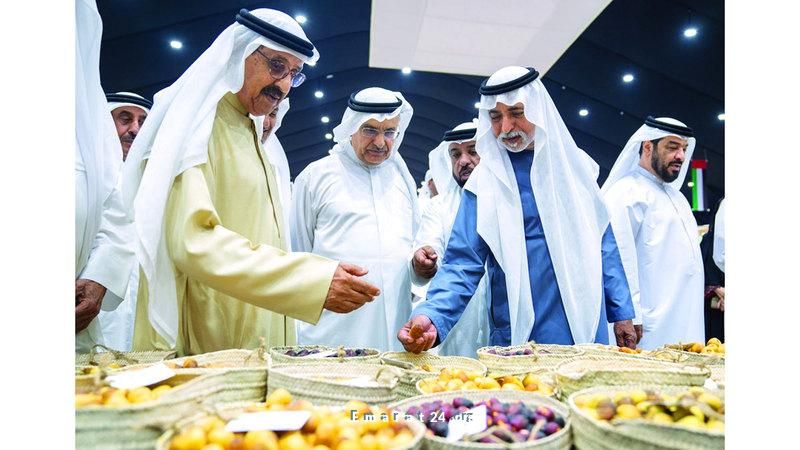 زيارة نهيان بن مبارك لمهرجان ليوا للرطب تجذب الأنظار