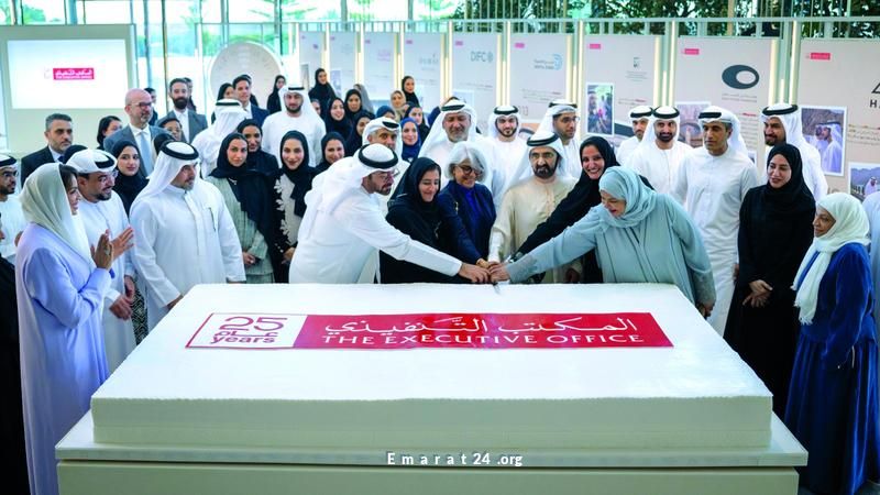 محمد بن راشد يؤكد أهمية المكتب التنفيذي في تحقيق رؤية دبي العالمية محمد بن راشد يؤكد أهمية المكتب التنفيذي في تحقيق رؤية دبي العالمية