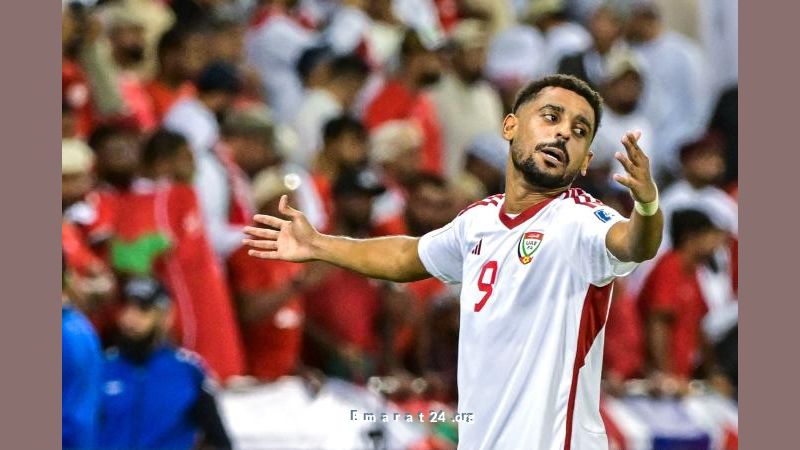 عبدالله حارب يوقع عقداً لخمس سنوات مع نادي الشارقة بعد مغادرة شباب الأهلي عبدالله حارب يوقع عقداً لخمس سنوات مع نادي الشارقة بعد مغادرة شباب الأهلي