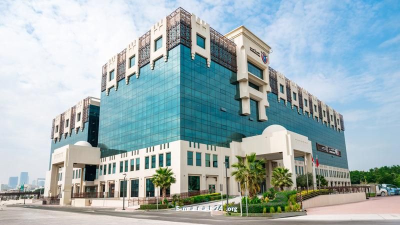 القبض على 4 محتالين في قضية شيك مزور لسرقة مركبة القبض على 4 محتالين في قضية شيك مزور لسرقة مركبة
