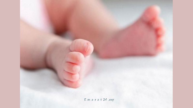 والدان يعرضان رضيعة للبيع في العراق لتحسين وضعهما المالي