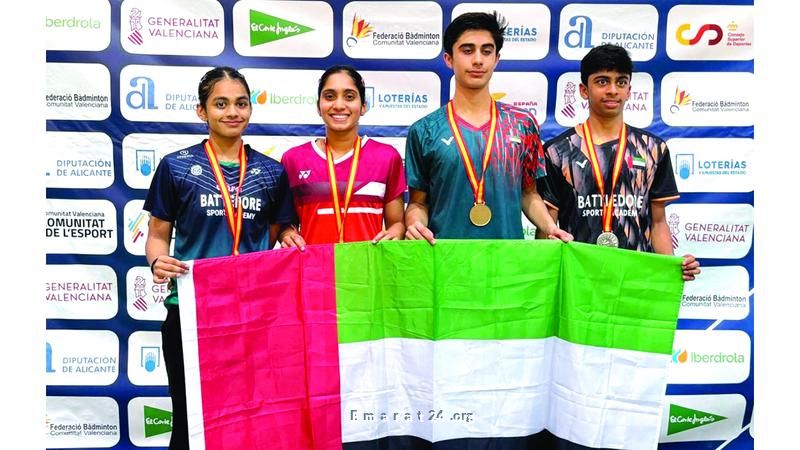 تألق منتخب الريشة وصدارة بطولة إسبانيا تحت 19 عاماً بخمس ميداليات تألق منتخب الريشة وصدارة بطولة إسبانيا تحت 19 عاماً بخمس ميداليات