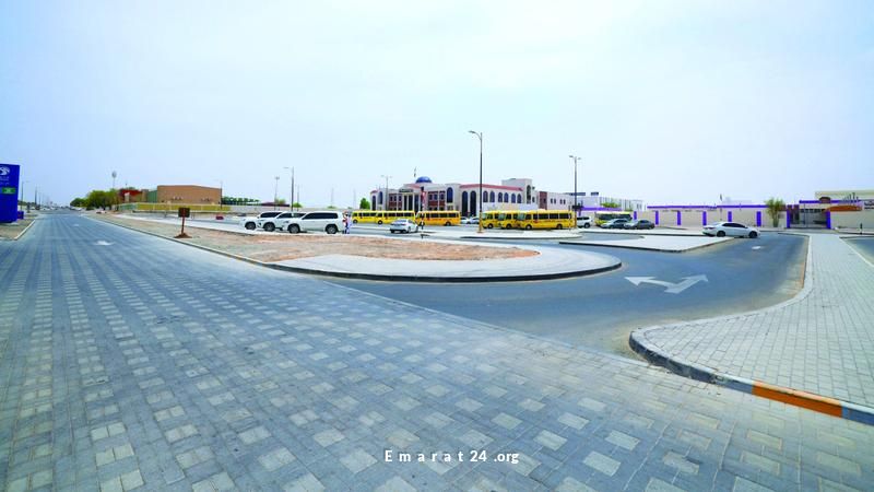 بلدية العين تنهي تحسينات شارع المدارس في فلج هزاع بلدية العين تنهي تحسينات شارع المدارس في فلج هزاع