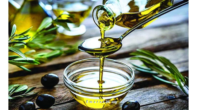 ملعقة زيت زيتون تخلصك من تهيج الأظافر سريعًا ملعقة زيت زيتون تخلصك من تهيج الأظافر سريعًا