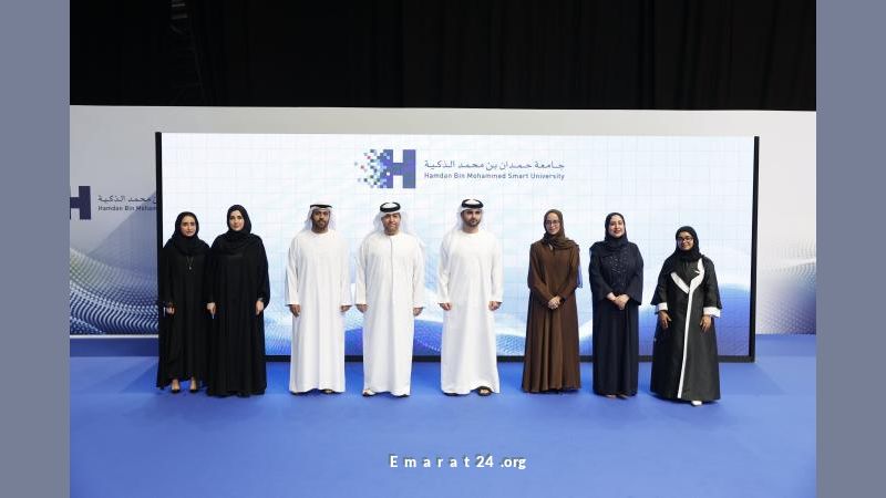 منصور بن محمد يحضر حفل تخريج دفعة جديدة بجامعة حمدان الذكية منصور بن محمد يحضر حفل تخريج دفعة جديدة بجامعة حمدان الذكية