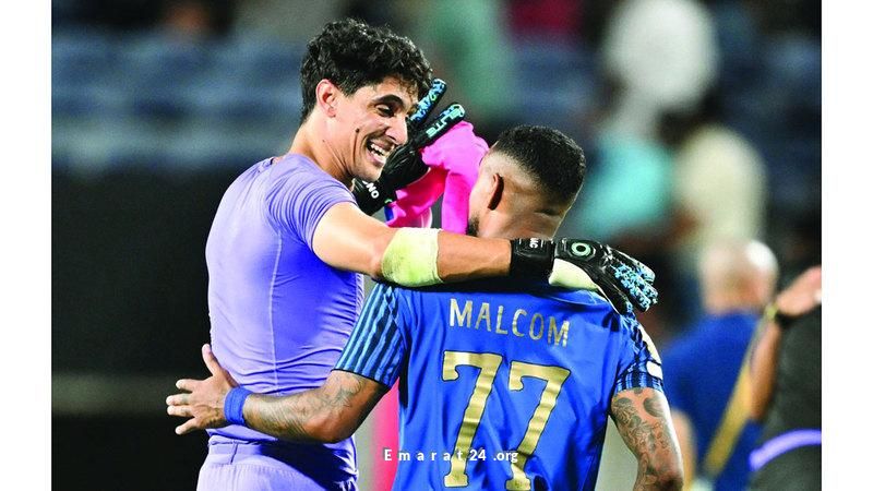 الهلال يواجه فلومينينسي في لقاء يحمل مفاجآت غير متوقعة الهلال يواجه فلومينينسي في لقاء يحمل مفاجآت غير متوقعة