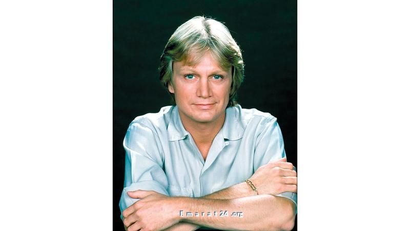 شعر كلود فرنسوا يُباع بـ 900 دولار في مزاد علني