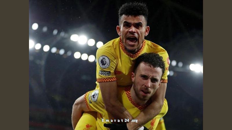 لاعب ليفربول يثير الجدل بتصرف مفاجئ أثناء جنازة صديقه جوتا (فيديو) لاعب ليفربول يثير الجدل بتصرف مفاجئ أثناء جنازة صديقه جوتا (فيديو)
