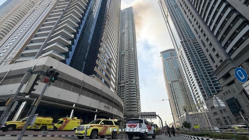 إخلاء آمن لـ 3820 شخصاً من برج في مارينا دبي بعد حريق إخلاء آمن لـ 3820 شخصاً من برج في مارينا دبي بعد حريق